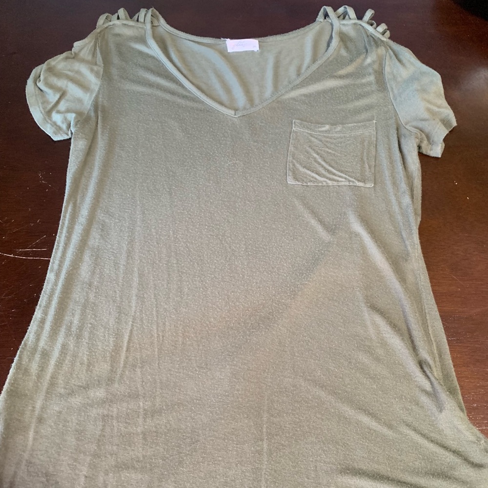 Glitz Army Green Open Shoulder Shirt Size Medium